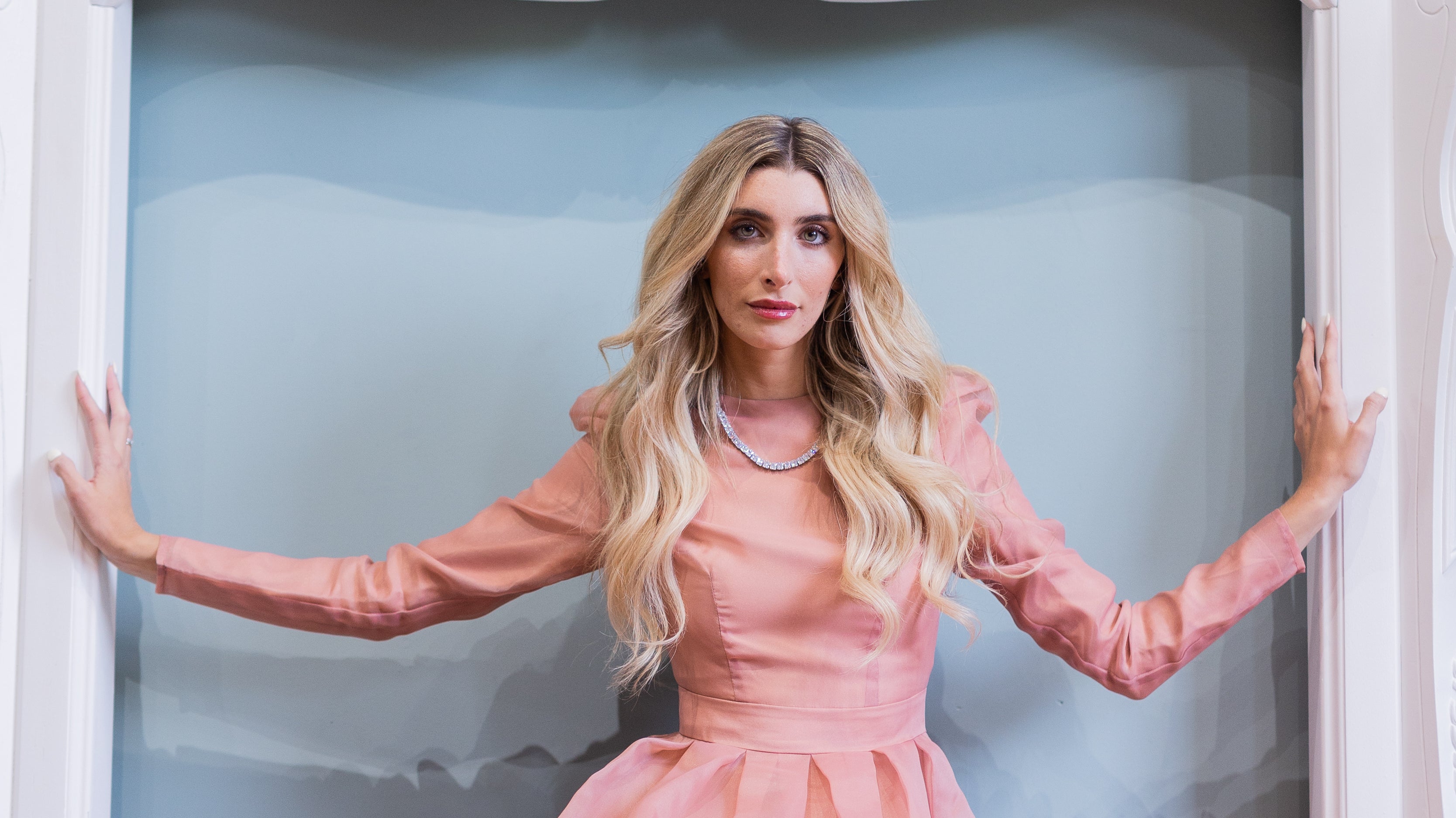 Elevate Your Style with Damigella: Embrace Modest Fashion Trends for the Modern Woman