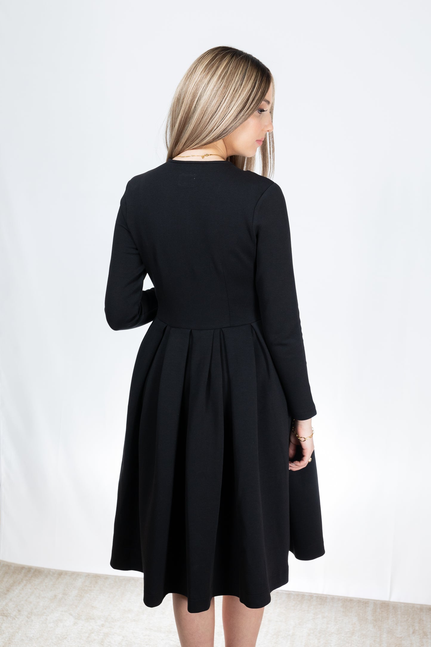 Anavah Dress - Black